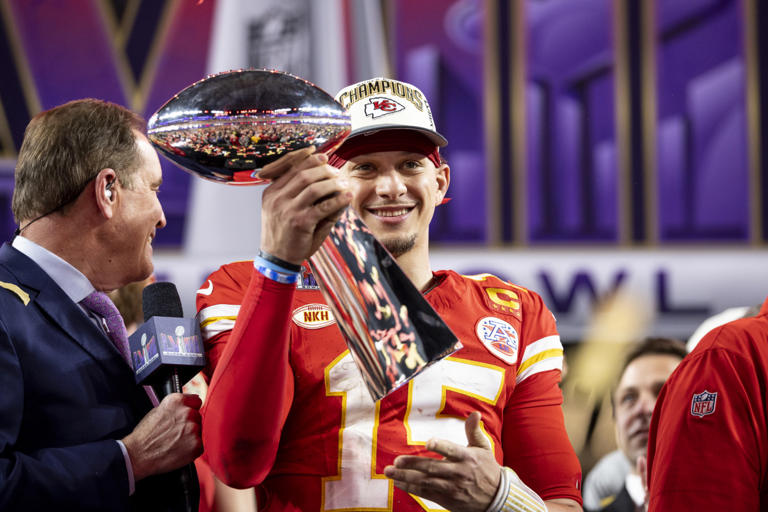 Cat The Chiefs Super Bowl Ring Ceremony Patrick Mahomes Sent Out A